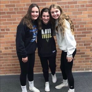 Meet your Posher, Joy